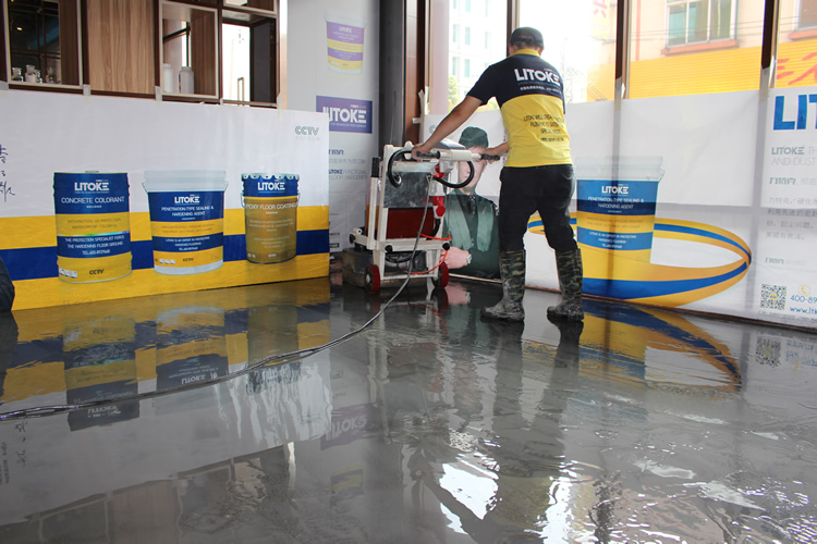 混凝土密封固化劑地坪打樣的技巧