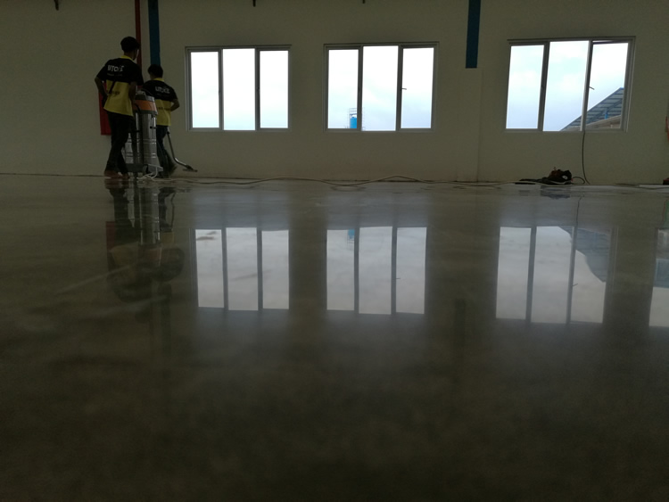 混凝土密封固化劑地坪打樣的技巧