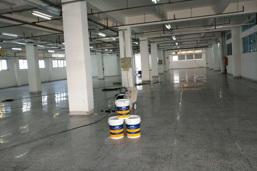 水磨石地面密封固化劑處理