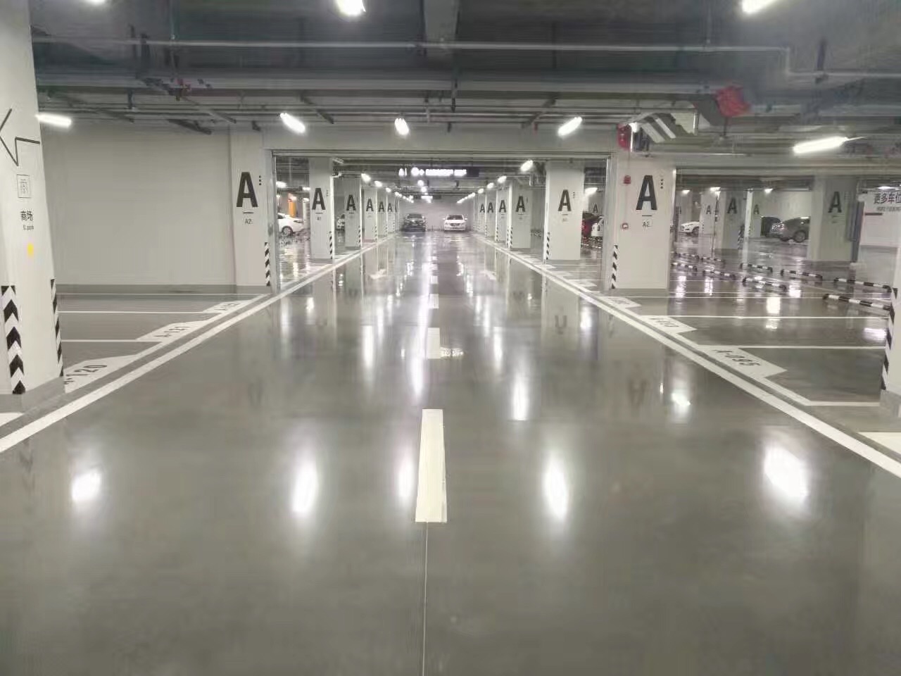 停車場固化地坪