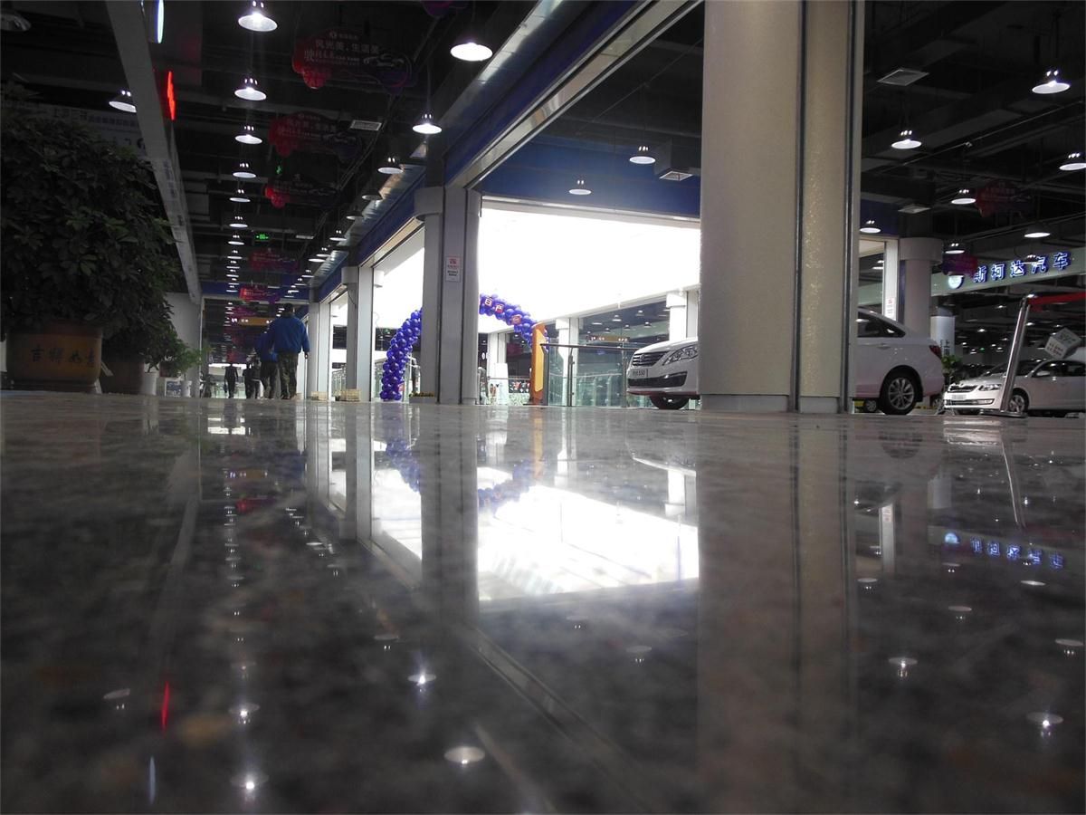 停車場固化地坪