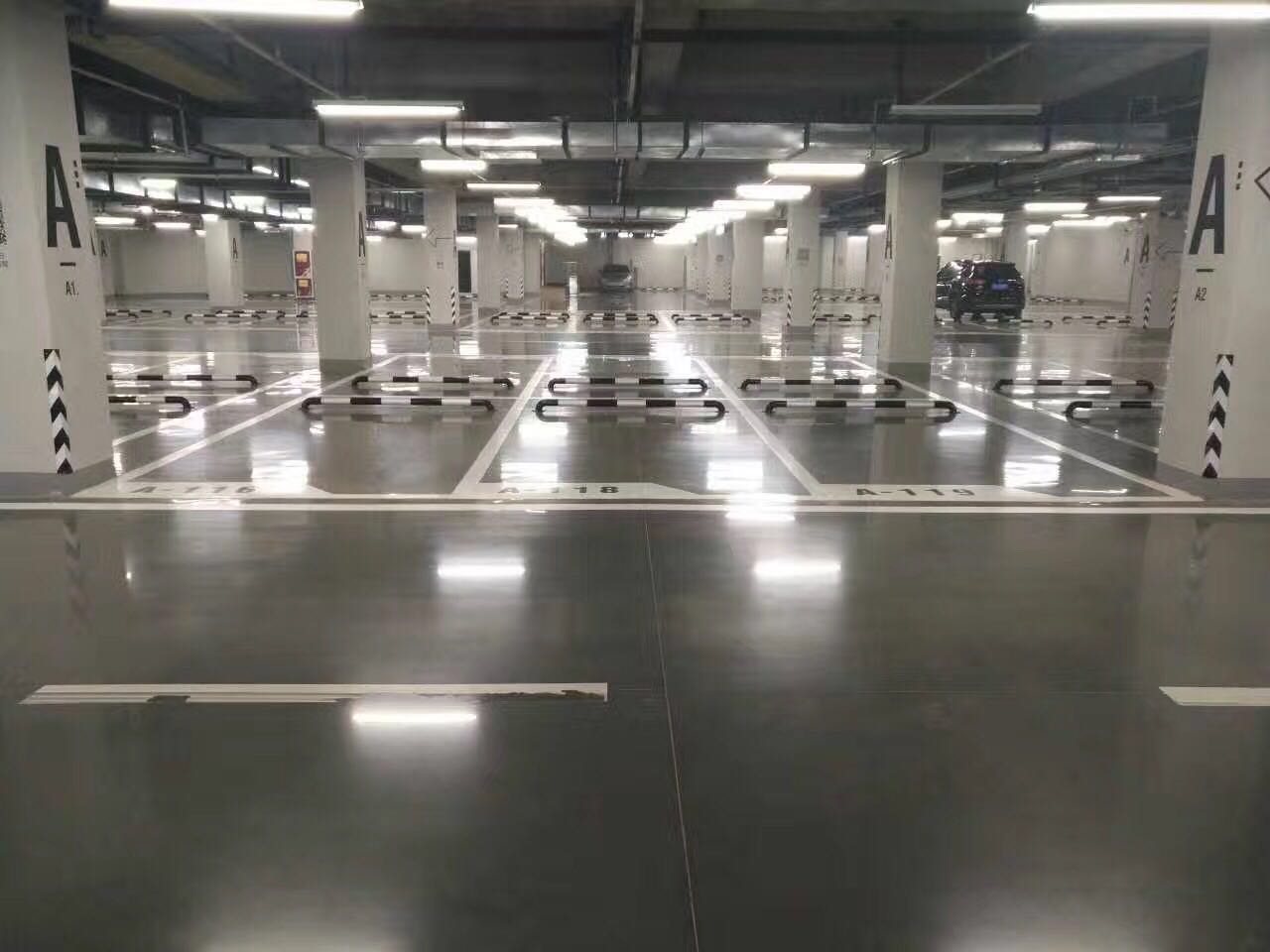 停車場固化地坪